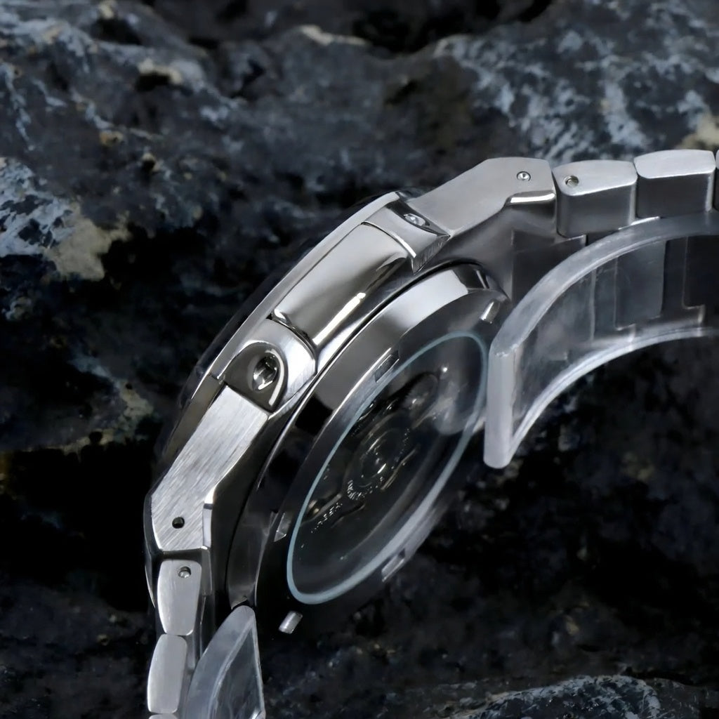 Seiko Mod Nautilus Automatic – Blue Dial – NH35